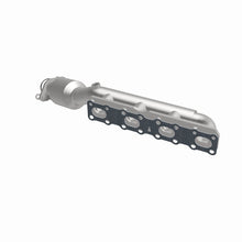 Load image into Gallery viewer, MagnaFlow 2004 Nissan Titan 5.6L Direct Fit Converter - 4583380