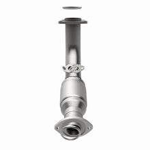 Load image into Gallery viewer, MagnaFlow Direct Fit Catalytic Converter 99-02 4Runner 3.4L frt OEM - 49505