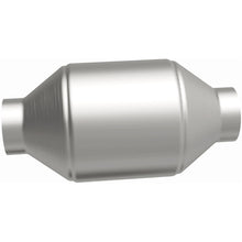 Load image into Gallery viewer, MagnaFlow Universal Catalytic Converter 5inch Spun Met. 2.25inch C/C - 59555