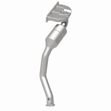 Load image into Gallery viewer, MagnaFlow Direct Fit Catalytic Converter BMW 5 01-03 front OEM - 49772