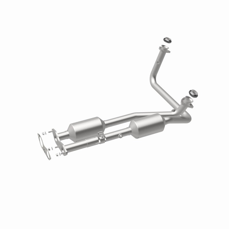 MagnaFlow Direct Fit Catalytic Converter California Grade 96-00 GM Tahoe/Yukon/Escalade 5.7L - 4451453