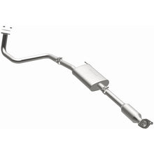 Load image into Gallery viewer, MagnaFlow Direct Fit Catalytic Converter OEM 20-22 Kia Soul 2L Underbody - 280578