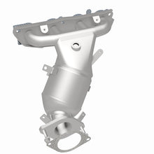 Load image into Gallery viewer, MagnaFlow Direct Fit Catalytic Converter 20-21 Nissan Kicks 1.6L Single Manifold - 290031