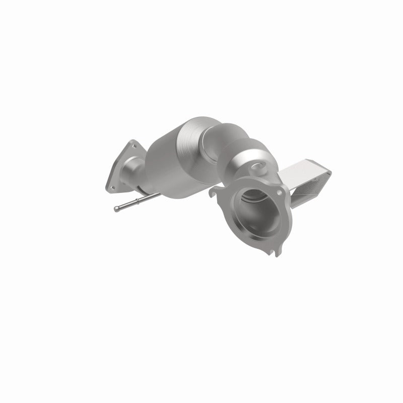 MagnaFlow 13-15 Land Rover LR2 2.0L CARB Compliant Direct Fit Catalytic Converter - 5551537