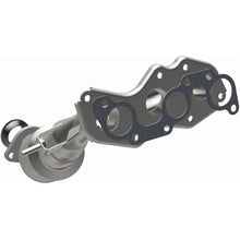 Load image into Gallery viewer, MagnaFlow 2011 Toyota Sienna V6 3.5L Direct Fit Catalytic Converter - 52556