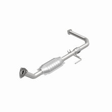 Load image into Gallery viewer, MagnaFlow Direct Fit Catalytic Converter 00-04 Toyota Tundra V8 4.7L Gas - 24404