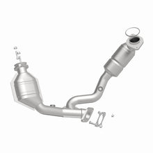 Load image into Gallery viewer, MagnaFlow 04-07 Ford Taurus 3.0L Direct Fit Converter - 5411466