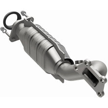 Load image into Gallery viewer, MagnaFlow Direct Fit Catalytic Converter 10-11 Cadillac CTS 3.0L - 51548