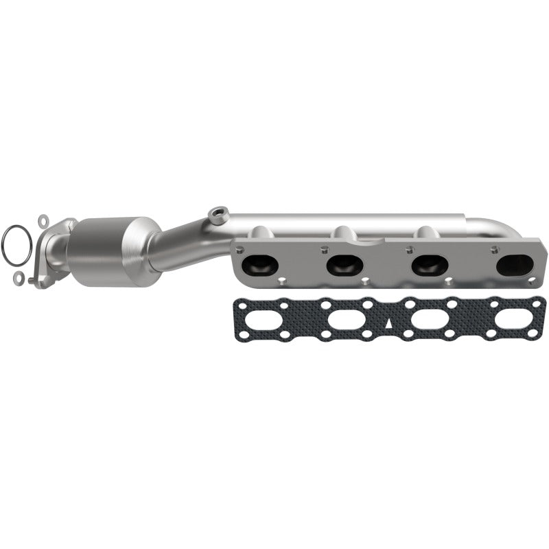 MagnaFlow 2004 Nissan Titan 5.6L Direct Fit Converter - 4583380