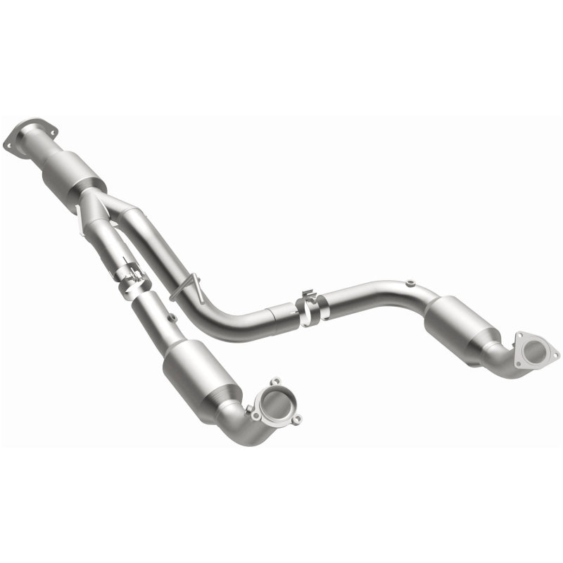 MagnaFlow 12-14 Chevrolet Silverado 2500 HD 6.0L Direct Fit Converter - 5582812