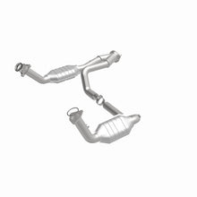 Load image into Gallery viewer, MagnaFlow DF Cat. Conv 02-06 Cadillac Truck. 8 5.3L Dual Conv. Y-Pipe Assy 2wd/Chevy Truck 99-07 - 51097