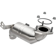 Load image into Gallery viewer, MagnaFlow Direct Fit Catalytic Converter 02-03 Jaguar X-Type Rear - 51430