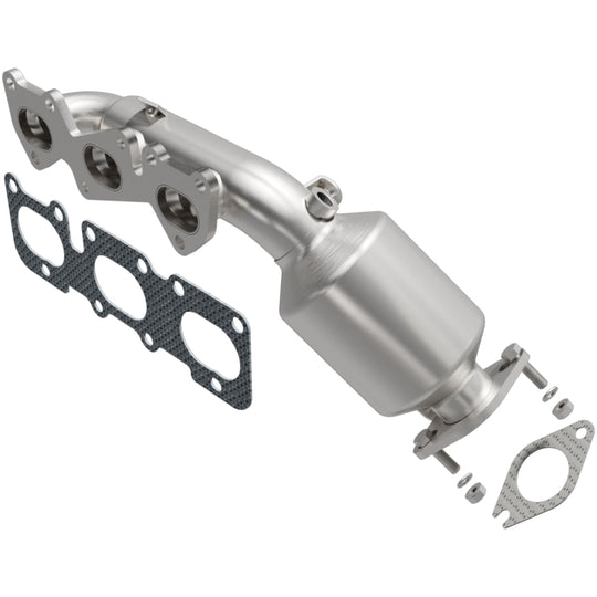 MagnaFlow Direct Fit Catalytic Converter 11-14 Hyundai Genesis V6-3.8L - 52785