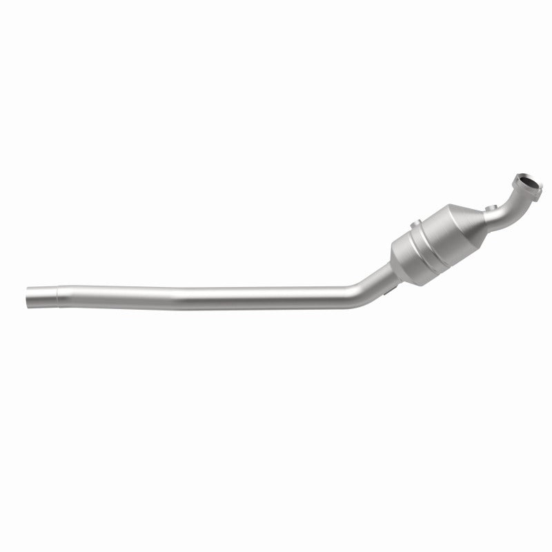 MagnaFlow Direct Fit Catalytic Converter 2006-2011 R350 3.5 L Underbody - 52177
