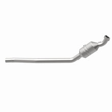 Load image into Gallery viewer, MagnaFlow Direct Fit Catalytic Converter 2006-2011 R350 3.5 L Underbody - 52177