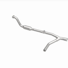 Load image into Gallery viewer, MagnaFlow 04-05 Dodge Ram 1500 5.7L Direct Fit Converter - 4651597