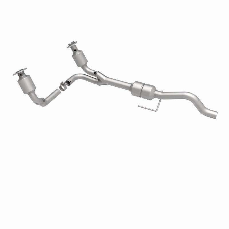 MagnaFlow Direct Fit Catalytic Converter 00-03 Durango 4WD 4.7L - 458047