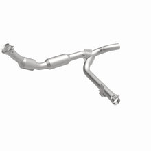 Load image into Gallery viewer, MagnaFlow 02-03 Ford F-150 5.4L Direct Fit Converter - 4583009