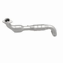 Load image into Gallery viewer, MagnaFlow Direct Fit Catalytic Converter 03-04 Ford Expedition 5.4L V8 Driver Side - 24412