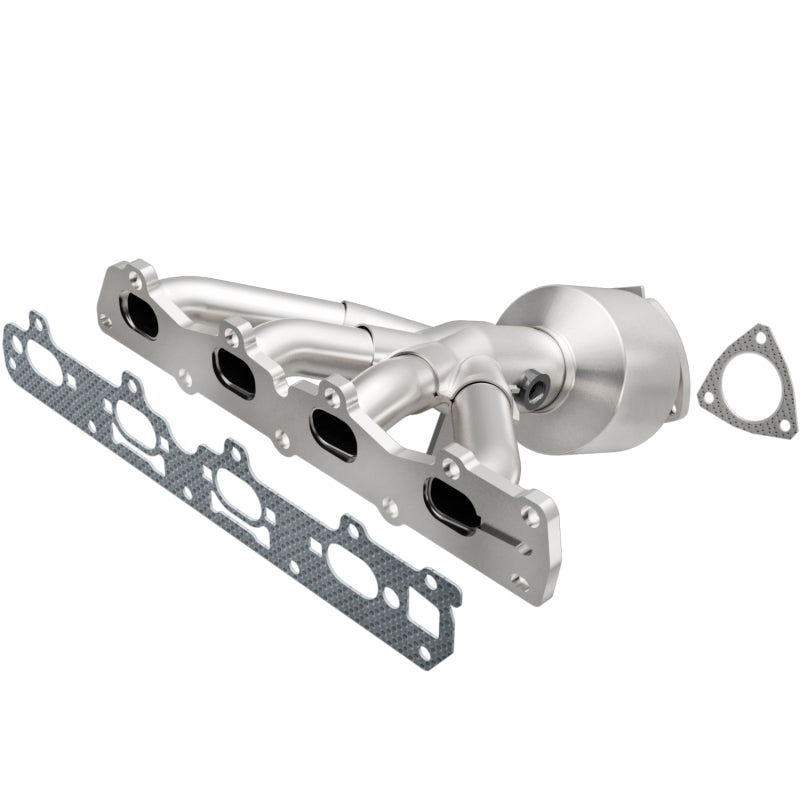 MagnaFlow Direct Fit Catalytic Converter 04-05 Chevrolet Malibu/Classic 2.2L (CA Emissions) - 452304