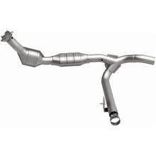 Load image into Gallery viewer, MagnaFlow Direct Fit Catalytic Converter 01 Ford F150 5.4L - 23016