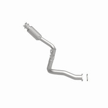 Load image into Gallery viewer, MagnaFlow Direct Fit Catalytic Converter 10-13 Land Rover LR4 V8 5.0L OEM Underbody - 21-532
