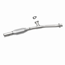 Load image into Gallery viewer, MagnaFlow Conv DF 2003 Dodge Ram 2500 Pickup Truck 5.7L 2WD - 24461