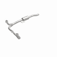 Load image into Gallery viewer, MagnaFlow Direct Fit Catalytic Converter 00 Dodge Durango 5.2/5.9L - 93216
