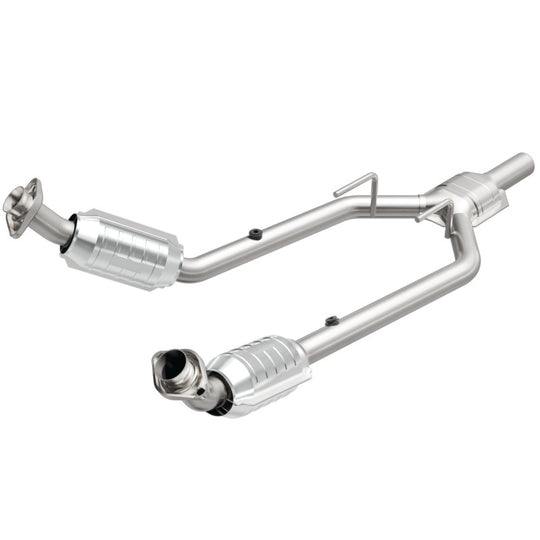 MagnaFlow Direct Fit Catalytic Converter 96-97 Mercury Cougar 3.8L - 444080