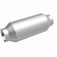 Load image into Gallery viewer, MagnaFlow Universal Catalytic Converter 2.5 inch C/C spun body - 51756
