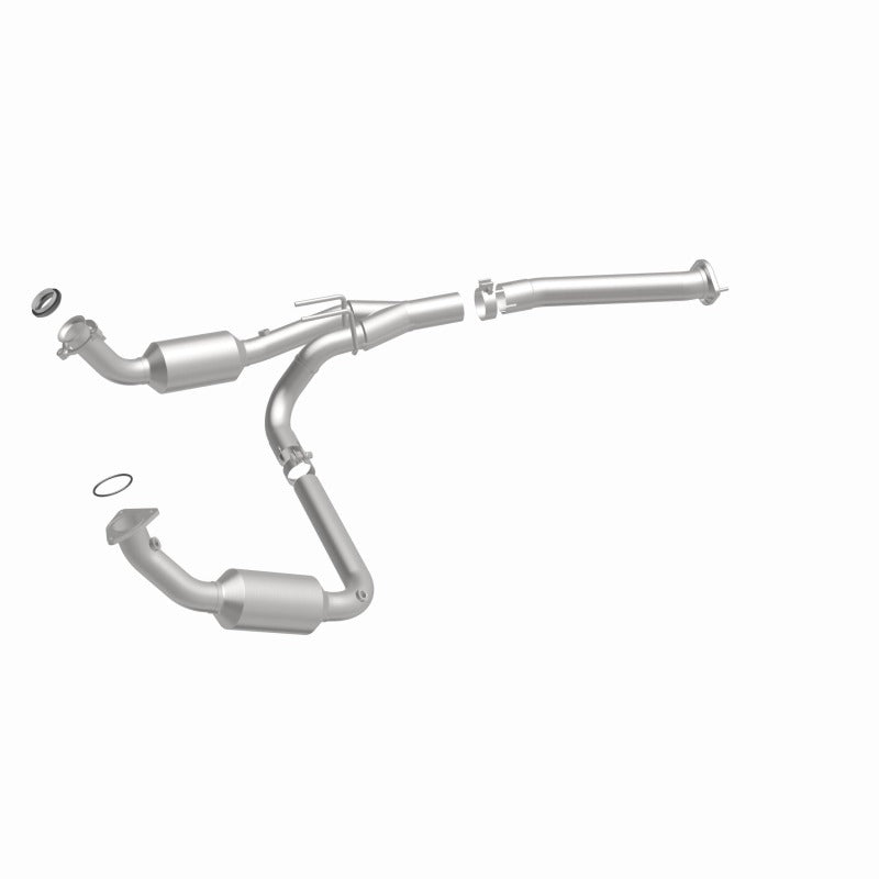 MagnaFlow 04-05 Chevrolet Express 1500 5.3L Direct Fit Converter - 4551211