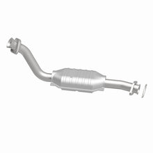 Load image into Gallery viewer, MagnaFlow Direct Fit Catalytic Converter Ford-Lincoln-Mercury 9 - 93384