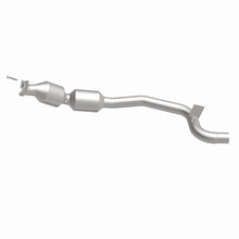Load image into Gallery viewer, MagnaFlow 14-17 Range Rover V6 3 OEM Underbody Direct Fit Converter - 21-608