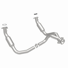 Load image into Gallery viewer, MagnaFlow 09-10 Cadillac Escalade 6.2L Direct Fit Converter - 5551631