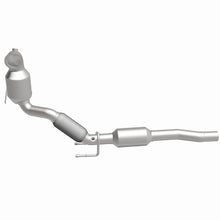 Load image into Gallery viewer, MagnaFlow 16-18 Volkswagen Jetta L4 OEM Underbody Single Direct Fit Converter - 280134