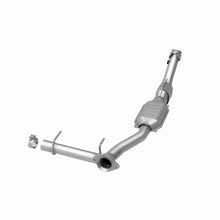 Load image into Gallery viewer, MagnaFlow Direct Fit Catalytic Converter 03 Lincoln Navigator 5.4L - 51081