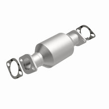 Load image into Gallery viewer, MagnaFlow 11-12 Sedona 3.5L Underbody Direct Fit Converter - 52874