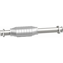 Load image into Gallery viewer, MagnaFlow Direct Fit Catalytic Converter Saab 86 90 - 22831