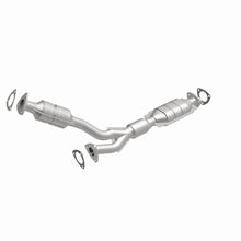 Load image into Gallery viewer, MagnaFlow Direct Fit Catalytic Converter 00-03 Saturn 3L rr CA - 451000