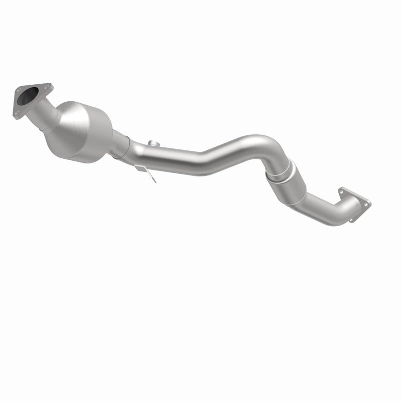 MagnaFlow Direct Fit Catalytic Converter 07 VW Touareg 3.6L Front close - 51943