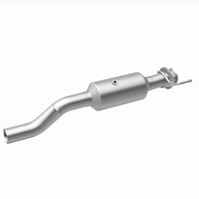 Load image into Gallery viewer, MagnaFlow 20-22 Ford F-350 Super Duty V8 7.3L Rear Underbody Direct Fit Catalytic Converter - 280440
