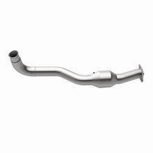 Load image into Gallery viewer, MagnaFlow Direct Fit Catalytic Converter01-05 GM Silv/Sierra 6.6L - 60501