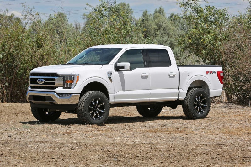 Fabtech 2021+ Ford F150 4WD 6in Lift System - Rear 2.25 DL Shock - FTS81160