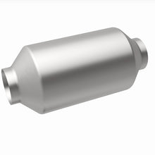 Load image into Gallery viewer, MagnaFlow GM 3500/4500 HD 6.0L 3in Universal Converter - 51809