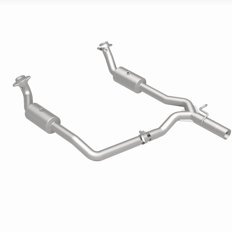 MagnaFlow 09-13 Ford E-350 Super Duty V10 6.8 OEM Underbody Direct Fit Catalytic Converter - 21-599