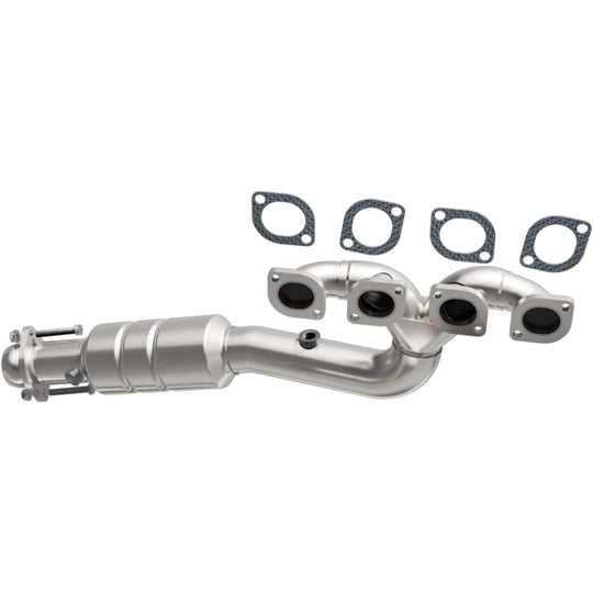 MagnaFlow Direct Fit Catalytic Converter 02-03 BMW 745i 4.4L D/S - 24192