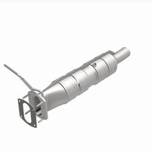 Load image into Gallery viewer, MagnaFlow 09-19 Ford F53 V10 6.8L Underbody 6.8L Direct Fit Catalytic Converter - 280435
