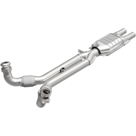 MagnaFlow Direct Fit Catalytic Converter 81-86 Alfa Romeo GTV6 2.5L - 23097