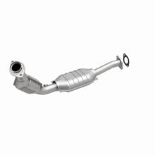 Load image into Gallery viewer, MagnaFlow DF Catalytic Conv 03-06 Ford Crown Victoria / 03-06 Lincoln Town Car 4.6L (California) - 454000