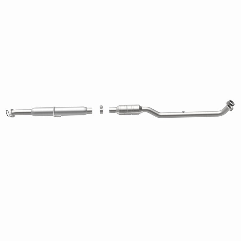 MagnaFlow Direct Fit Catalytic Converter 2012-2014 CAMRY 2.5L Underbody - 52095